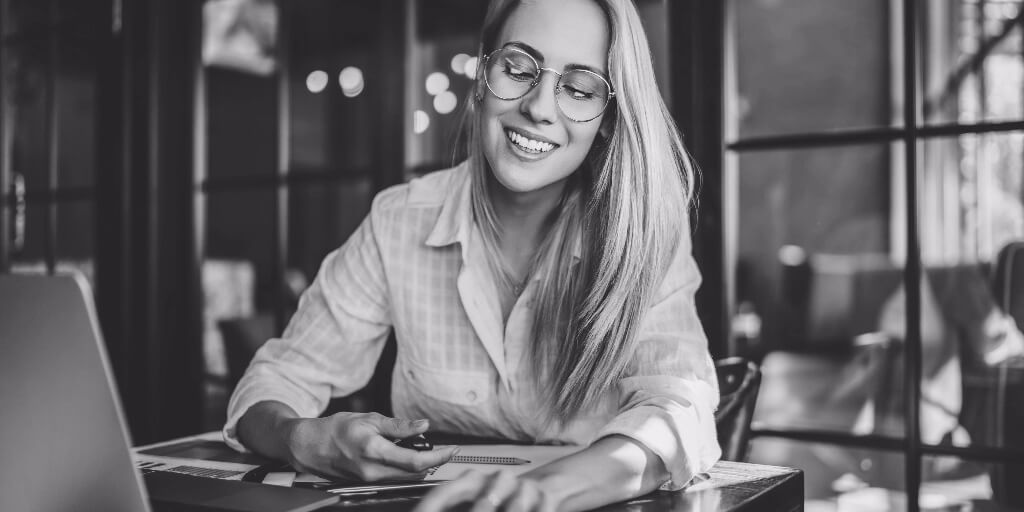 8 Tips to Enhance Your Professional Social Media Presence