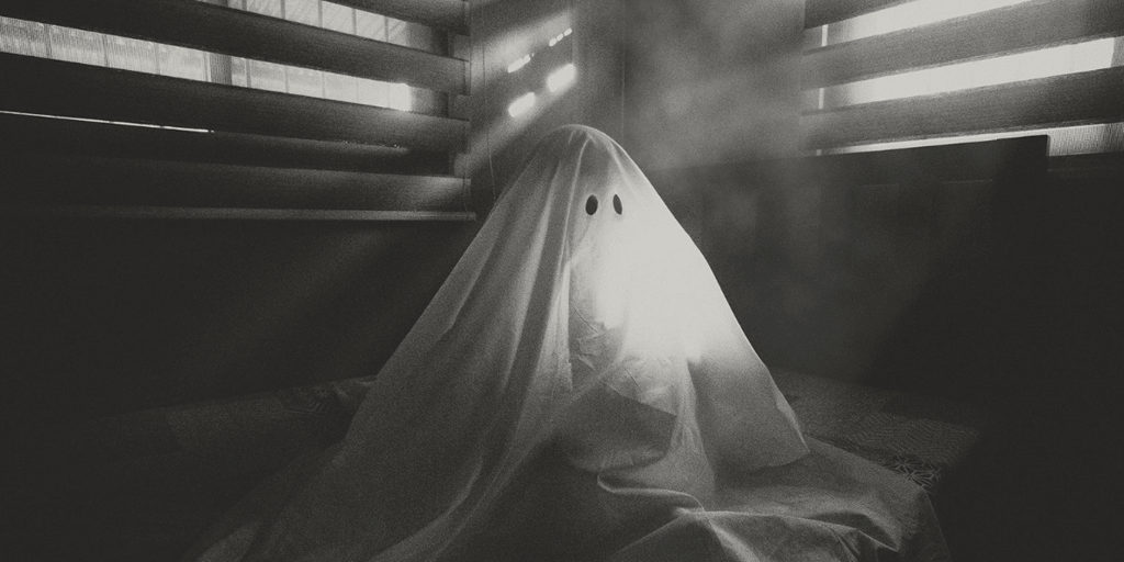 7 Things You Must Think About Before Going Ghost Hunting