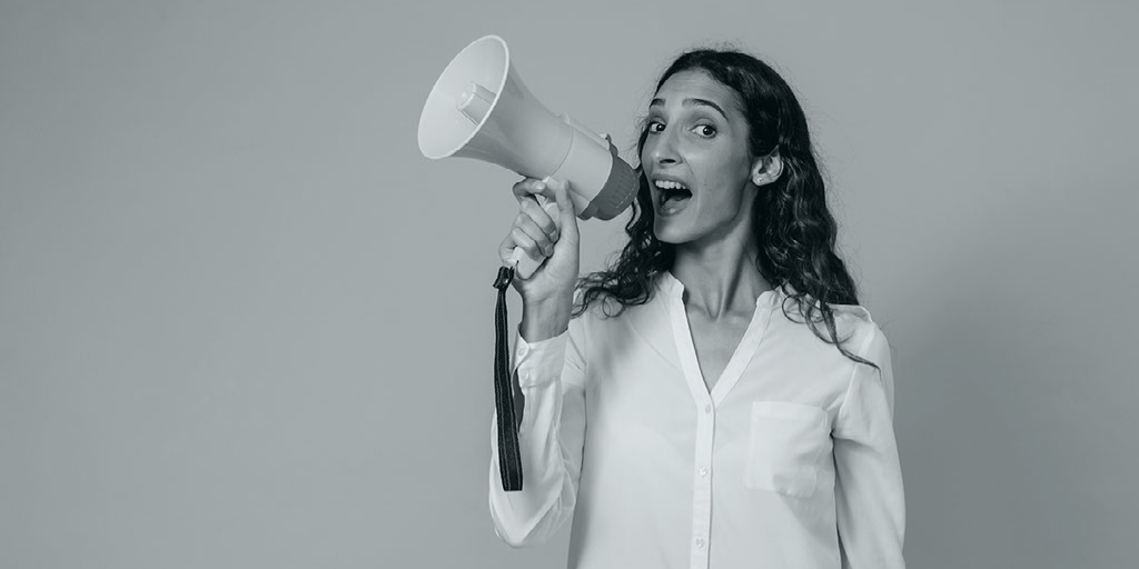 8 Smart Tactics to Turn Customers Into Brand Advocates 